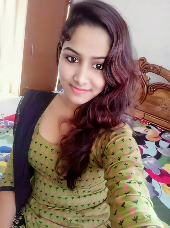 Kavya Thakur